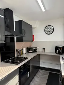 Stunning 3 Bed house in central Leicester - Image 3