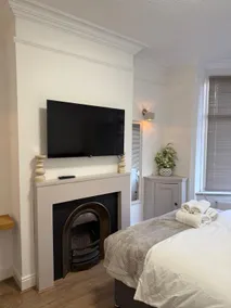 Stunning 3 Bed house in central Leicester - Image 4