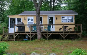 Lakefront Family-friendly cabin in Raymond, ME - Image 4