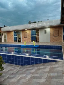 Rest in La Mesa: Pool, Jacuzzi and comfort - Image 3