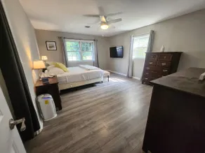 Cozy Home 3 miles from Downtown and I95 - Image 5