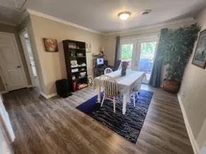 Cozy Home 3 miles from Downtown and I95 - Image 3