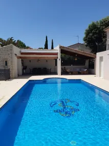 Independent suite in villa with beautiful swimming pool - Image 2