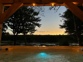 Amalo, waterfront chalet - Image 2