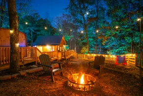 Intimate Cabin Escape: Hot Tub, Sauna & Projector - Image 3