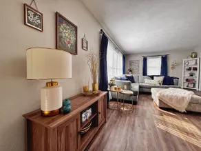 7 Min to Scheels • Sleeps 5 • Projector • Bunk Bed - Image 5