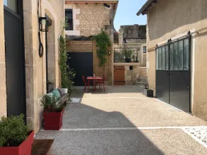 Courtyard to Attic Cottages - Image 3