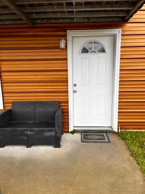 Private apartment minutes from Darlington Raceway - Image 5