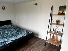 Private apartment minutes from Darlington Raceway - Image 2