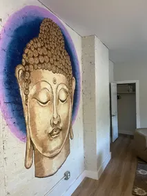 Buddha Bryn (44) - Free/Easy parking - Image 2