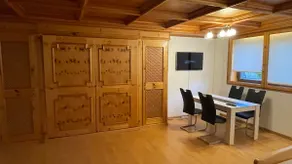 German - Image 3