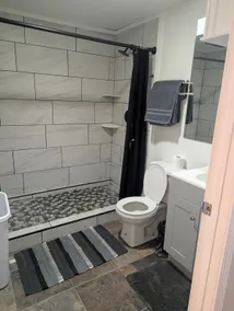 Separate private entry Duplex - Image 5