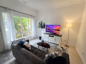 Charming entire house - Image 3
