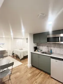 Close to NYC, Free Parking, Clean APT - Image 3