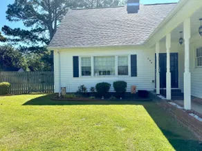 “Comforts of Home”. 2 Bed, 1 Bath. Newly renovated - Image 2