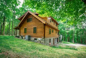Acorn Haven Bordering Moraine State Park - Image 5