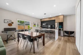 Downtown Kelowna Contemporay Living - Image 3