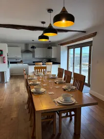Converted barn with hot tub in north devon - Image 2
