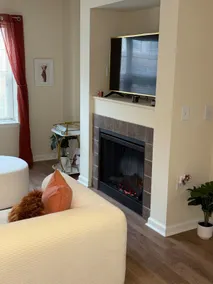 Chic, 1 bd Apt w/ Game Room, Movie Room & 24hr Gym - Image 3