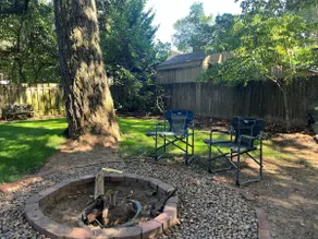 Beautiful gated forested home by Bridgeport Mall. - Image 5