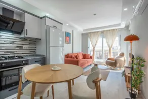 Stylish 2BR in City Center | Balcony • AC & WiFi - Image 2