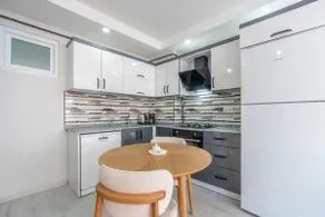 Stylish 2BR in City Center | Balcony • AC & WiFi - Image 4