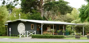 2-Bedroom Ensuite Cabin - sleeps up to 5 Guests - Image 4