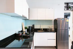 Modern Living steps to MRT - Image 4