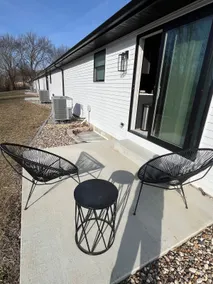 Contemporary Condo - Image 4