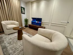 Penthouse Studio | 9th Flr | Penta Sq | DHA 5 - Image 2