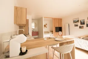Domaine de la Houssaie: The Jacuzzi Studio - Image 3