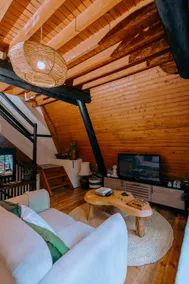 Kivulini A-Frame Cabin Forest - Image 5