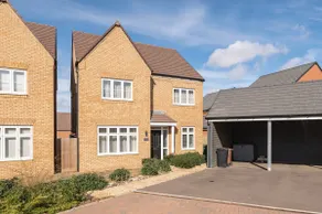 4-Bed | Near Station | Ideal for Work & Family - Image 5