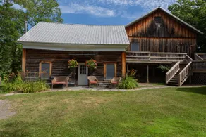 Toad Hall Carriage House - Image 4