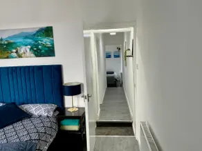 Homely Whittier Terrace 3 Bedroom House - Image 4