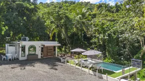 Private Rainforest Home/4BR /Sleeps 12/Heated Pool - Image 3