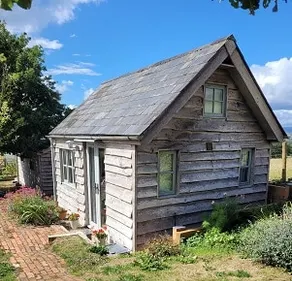 The Oak Cabin - Image 3