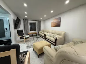 Delightful retreat, w/ 5 king beds - Image 2