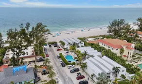 NEW!~ Beach Front/Heated Pool! Coconuts 107 - Image 2