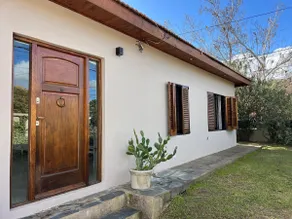 “Carlos' Corner” Warm house in Chascomús - Image 2