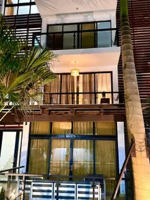 Seaside Elegance - Image 2
