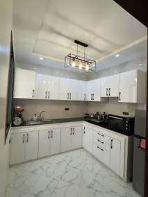 Cozy Bright Family Apartment Near City Center - Image 2