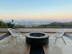 Scenic Temecula Overlook Suite - Image 5