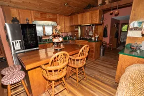 Family Friendly Farmhouse near Fayetteville TN - Image 2