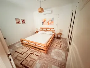 Apartment in the center, 100 meters from the beach - Image 2
