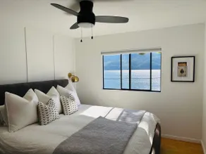 Cozy 2 bedroom suite with a view of the Sound - Image 4
