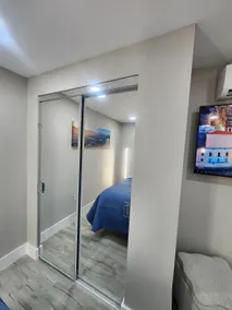 The Pelican Modern Apartament - Image 5
