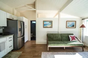 Clean and newly styled cottage in Hawi! - Image 4