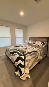 West Home - Image 4