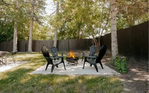 Central Park Mid-Century Modern Dream - Image 3
